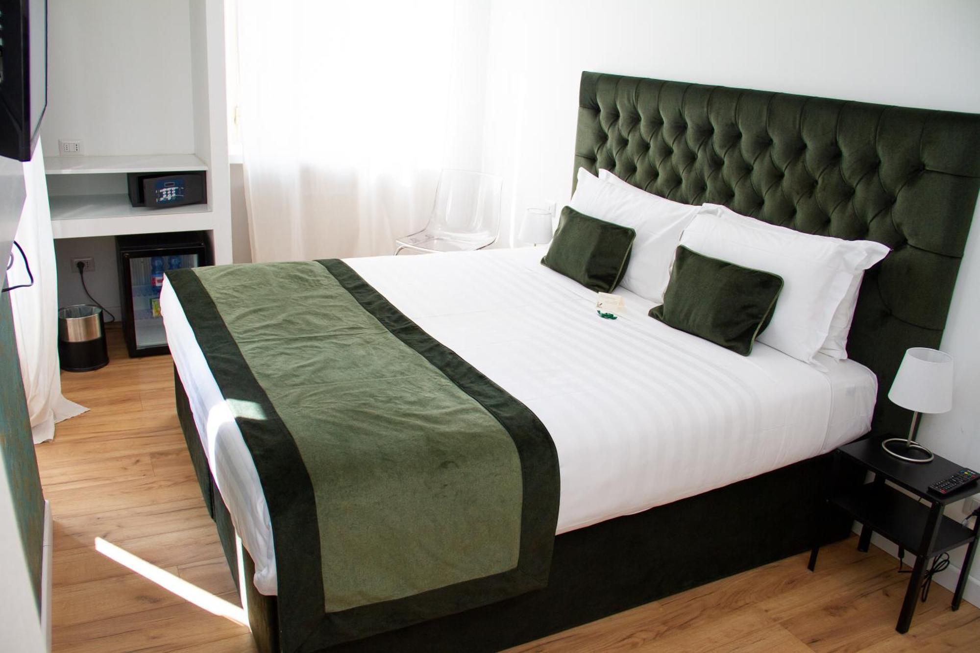 Home At Rome St. Peter Rooms&Apartment Kültér fotó
