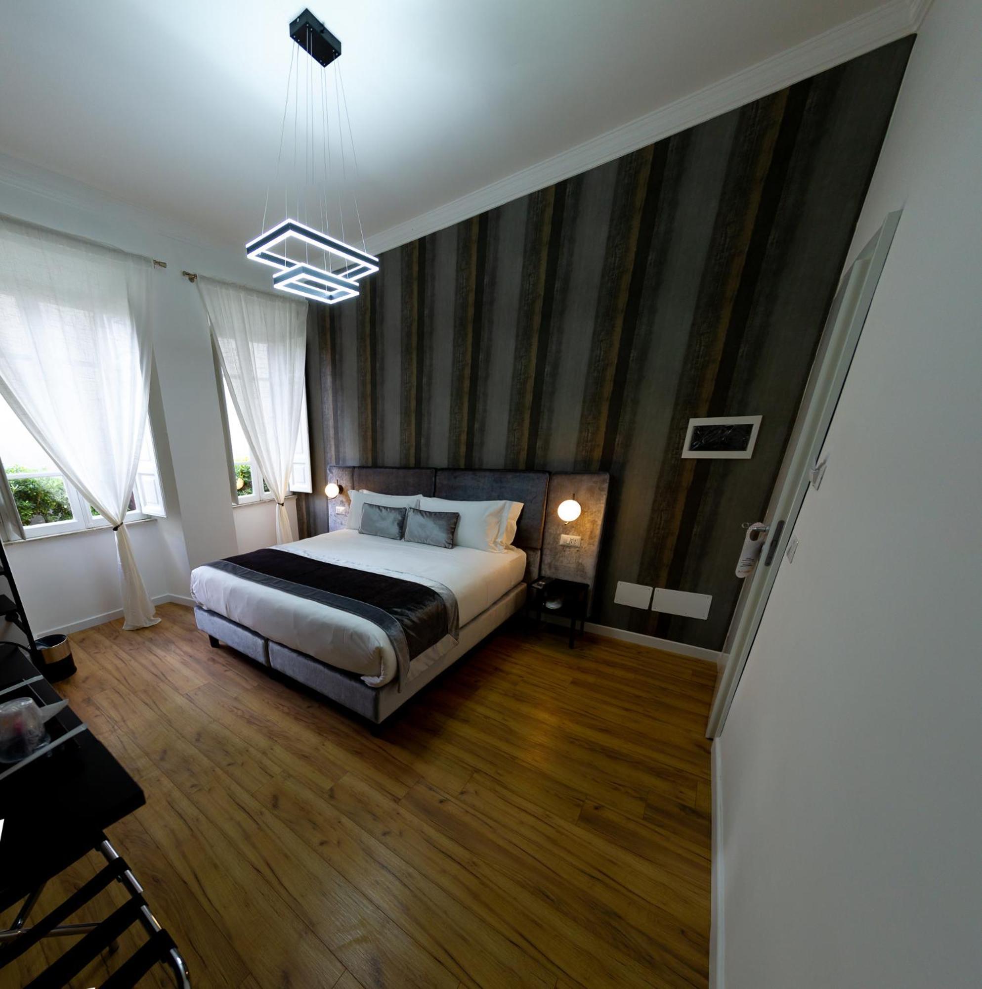 Home At Rome St. Peter Rooms&Apartment Kültér fotó
